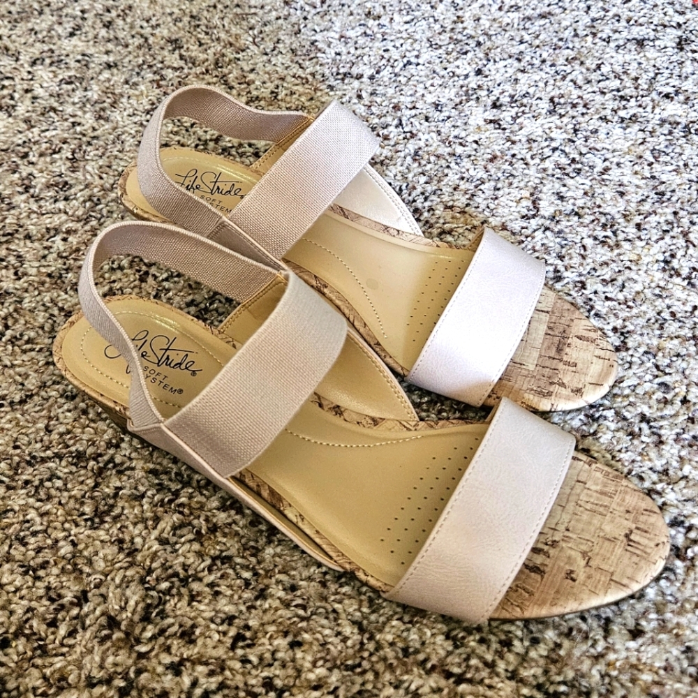 Life Stride Soft System Yoko Ankle Strap Sandals Size 10M